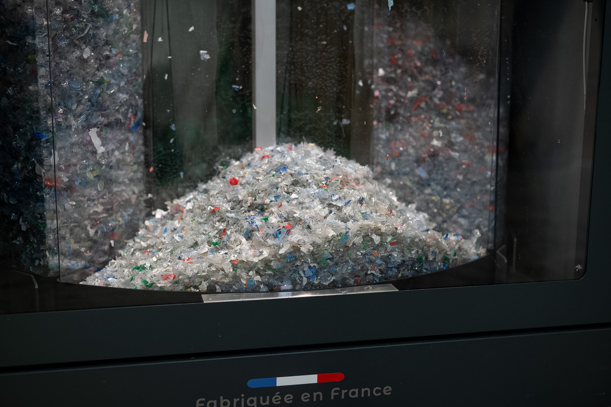 Recyclable PET flakes